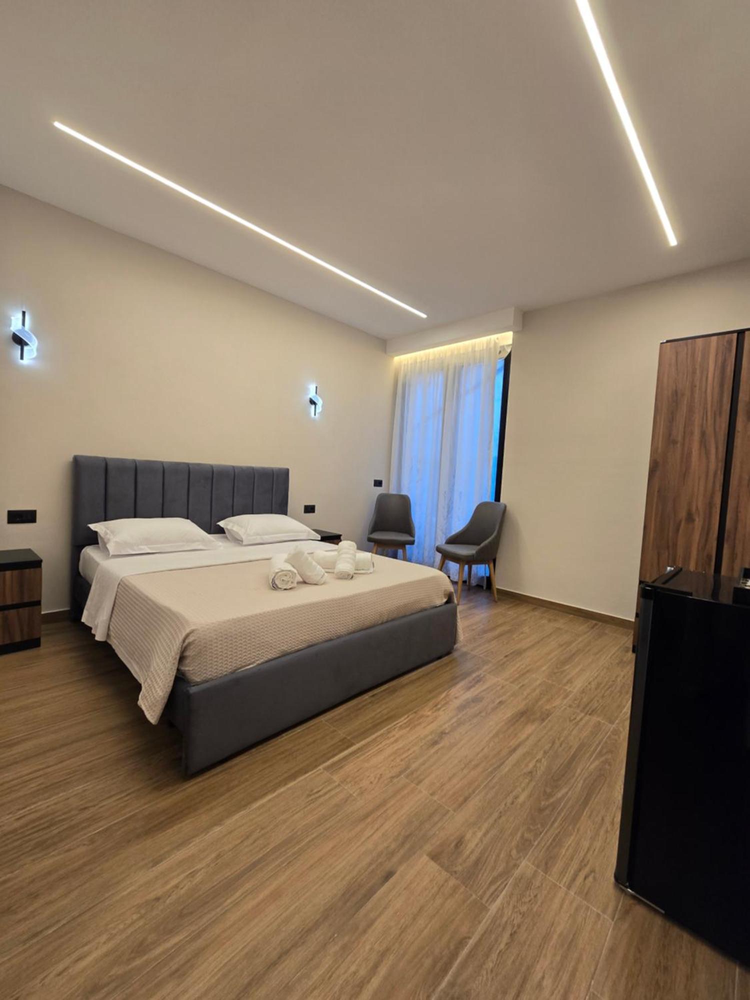Villa Olympia Дуррес Екстер'єр фото